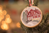 Embroidered_Photo_Ornament