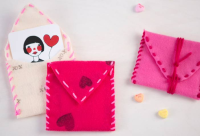 Stamped_and_Sewn_Valentine_s_Pouches